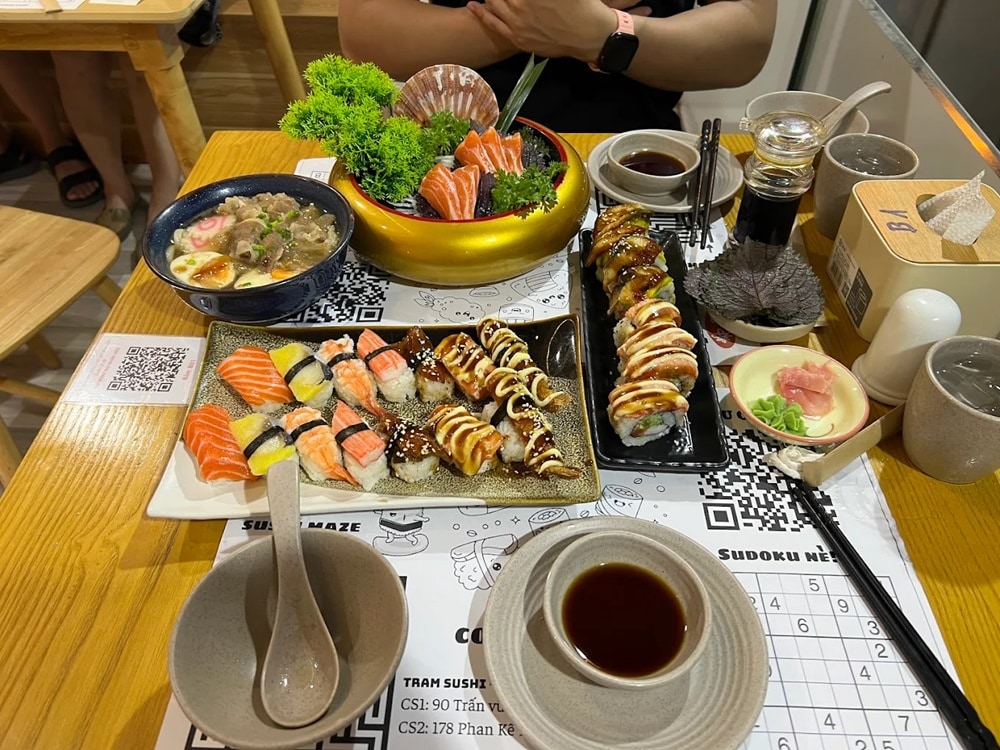 Trạm Sushi chuyên phục vụ các món ăn Nhật Bản chất lượng với giá cả phải chăng